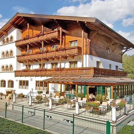 Alpines Gourmet Hotel Montanara Flachau Exteriör bild