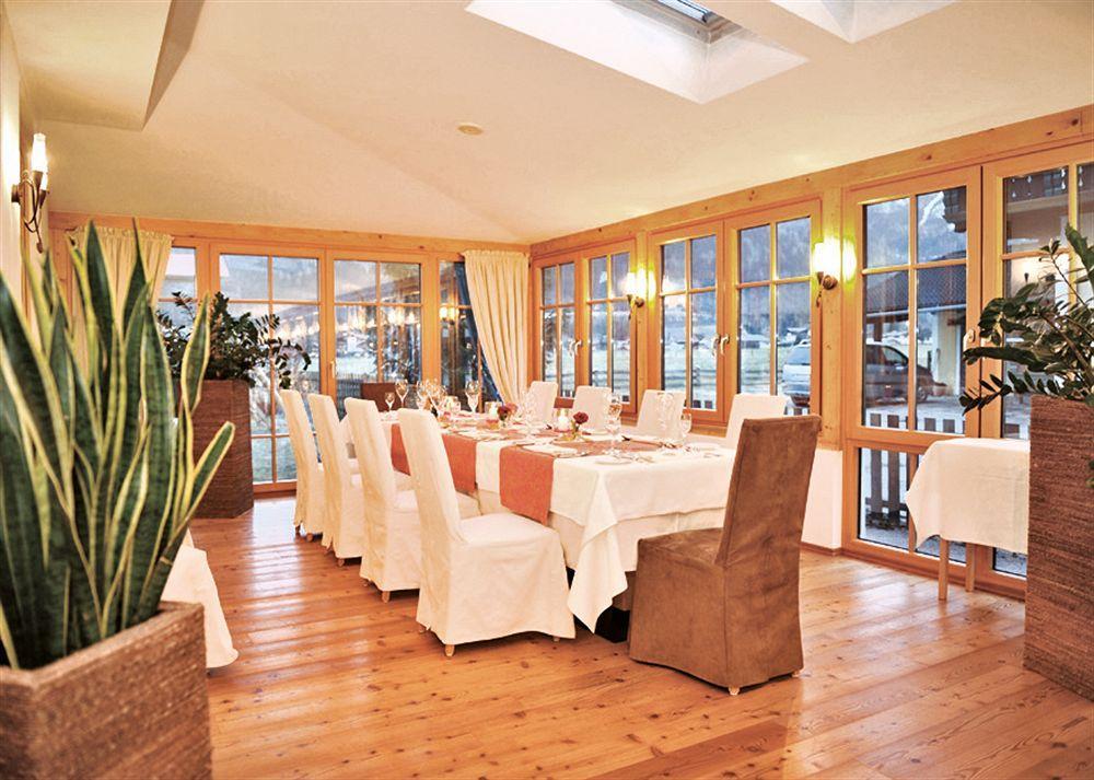 Alpines Gourmet Hotel Montanara Flachau Exteriör bild
