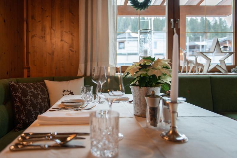 Alpines Gourmet Hotel Montanara Flachau Exteriör bild